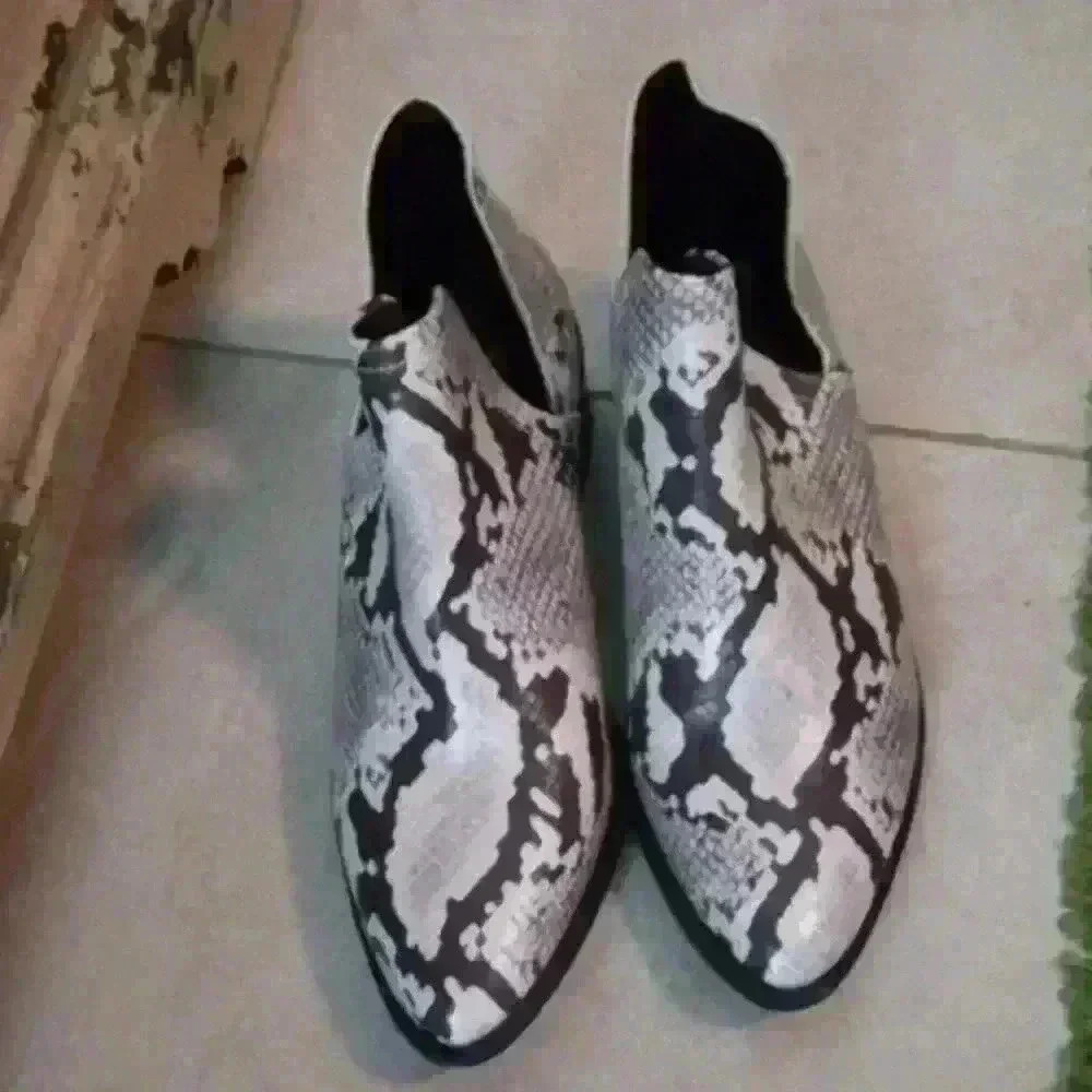 𝅺MADDEN Girl Ankle Boots​